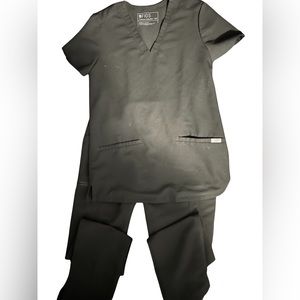 FIGS black scrubs size XXS top and XS pants